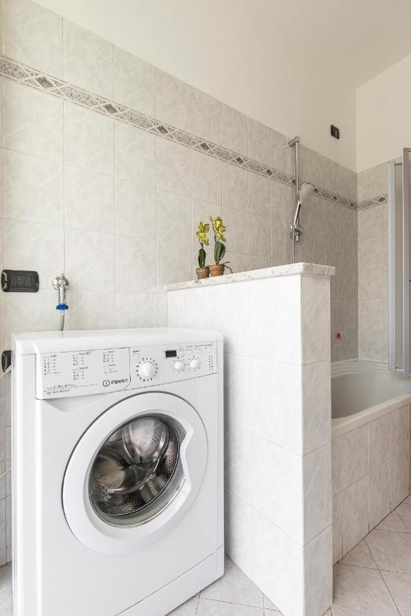 Casty Sweet Home - Parcheggio Privato Gratuito Milan Exterior photo